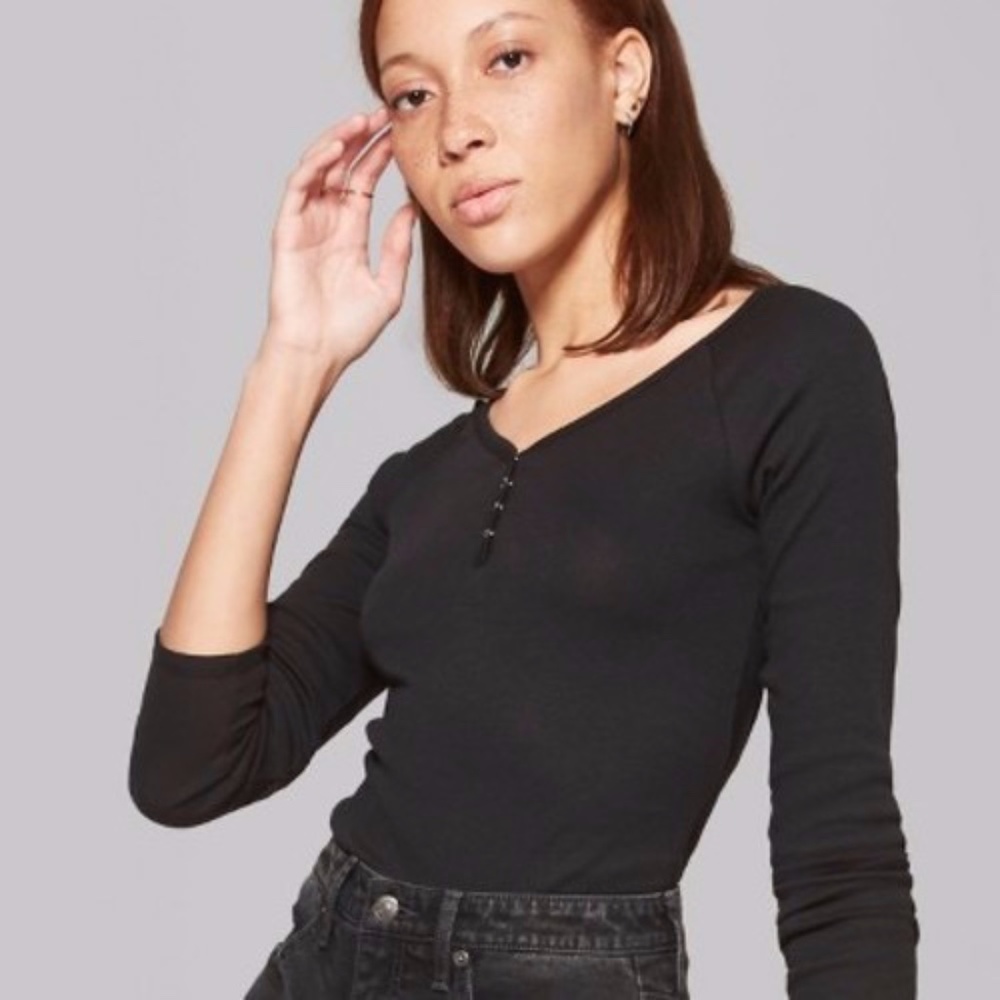 All black long sleeve for fitting shirt